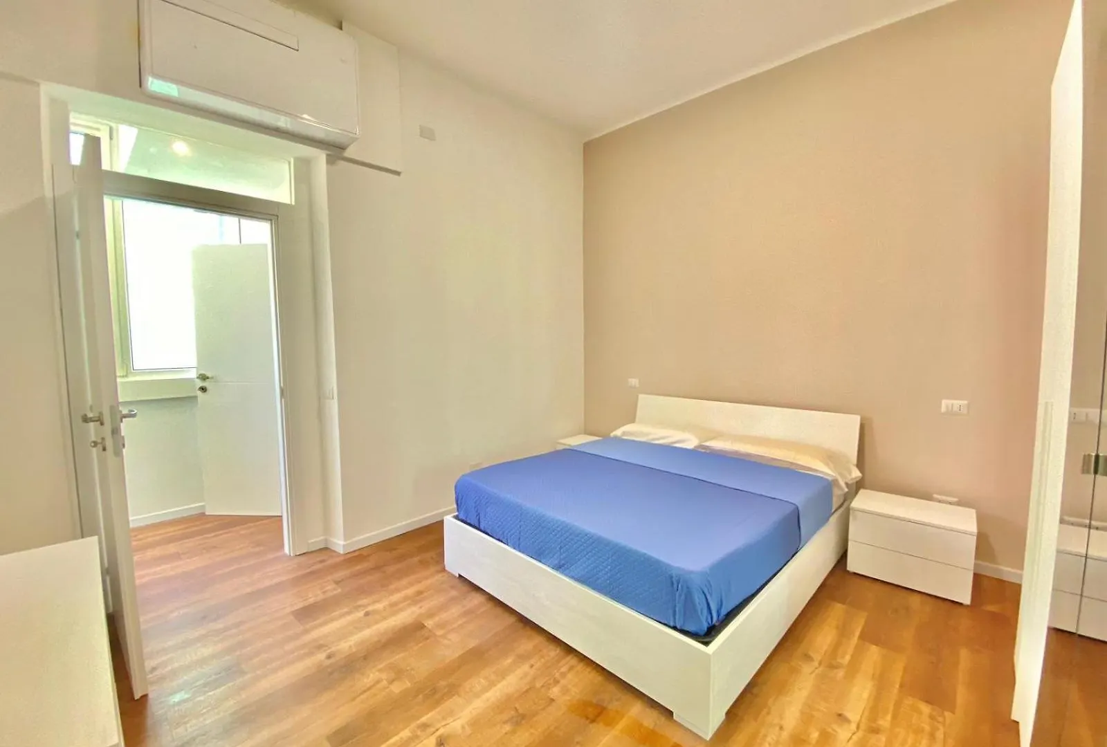 Washington 106, Milano City Apartment